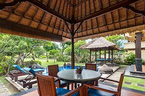 Amertha Bali Villas Beach Front Resort and Spa