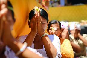 Amertha Bali Villas Beach Front Resort and Spa