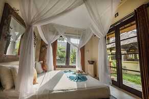 Amertha Bali Villas Beach Front Resort and Spa