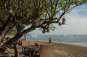 Amertha Bali Villas Beach Front Resort and Spa