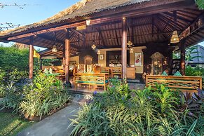 Amertha Bali Villas Beach Front Resort and Spa