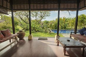 Amertha Bali Villas Beach Front Resort and Spa