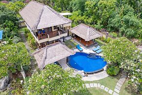 Amertha Bali Villas Beach Front Resort and Spa