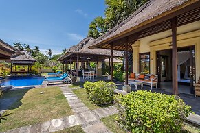 Amertha Bali Villas Beach Front Resort and Spa
