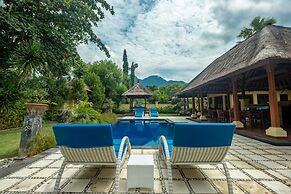 Amertha Bali Villas Beach Front Resort and Spa