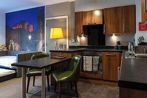Stewart by Heeton Concept