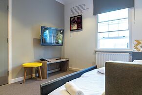 Stewart by Heeton Concept