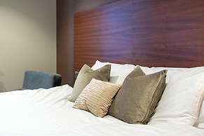 Stewart by Heeton Concept