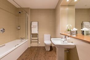 Stewart by Heeton Concept