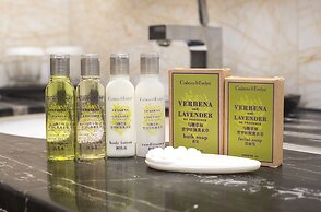 Hilton Guangzhou Baiyun - Free Shuttle for Canton Fair Period, Close t