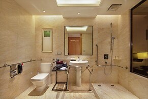 Hilton Guangzhou Baiyun - Free Shuttle for Canton Fair Period, Close t