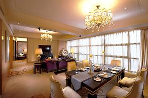 Hilton Guangzhou Baiyun - Free Shuttle for Canton Fair Period, Close t