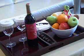 Hilton Guangzhou Baiyun - Free Shuttle for Canton Fair Period, Close t