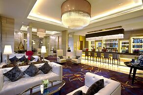 Hilton Guangzhou Baiyun - Free Shuttle for Canton Fair Period, Close t