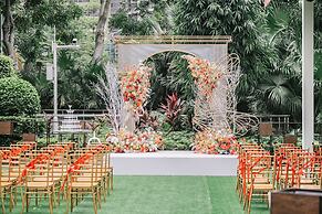 Hilton Guangzhou Baiyun - Free Shuttle for Canton Fair Period, Close t