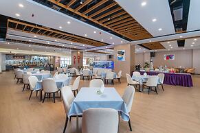 Ramada Plaza Shenzhen North