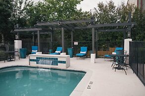 Blanco River Hotel