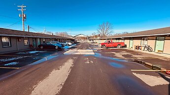 Curry’s Motel by OYO Saginaw MI