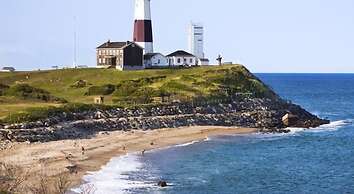 Windward Shores Ocean Resort