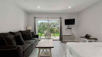 Windward Shores Ocean Resort