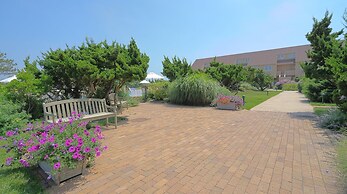 Windward Shores Ocean Resort