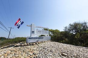 Driftwood Resort