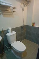 Rising Dragon Estate Hotel