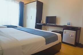 Rising Dragon Estate Hotel