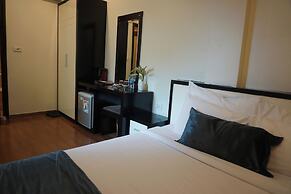 Rising Dragon Estate Hotel