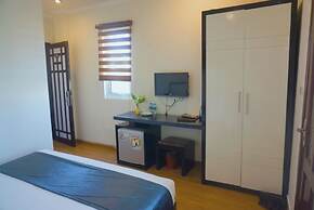 Rising Dragon Estate Hotel