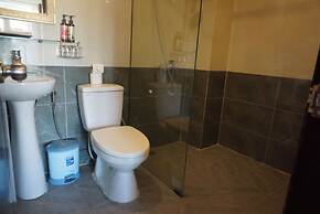 Rising Dragon Estate Hotel