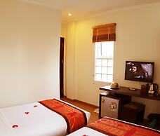 Rising Dragon Estate Hotel