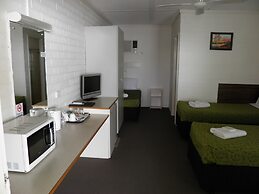 7th Street Motel