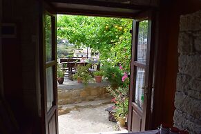 Vasilopoulos House