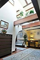 Barbakan Hotel