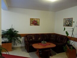 Hotel Mirni Kutak