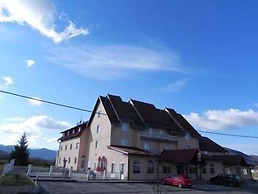 Hotel Mirni Kutak