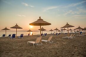 Island Beach Resort - Adults Only