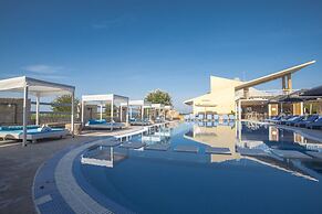 Island Beach Resort - Adults Only