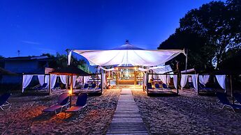 Island Beach Resort - Adults Only