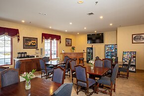 Silverland Inn and Suites