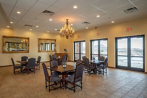Silverland Inn and Suites