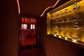 The Ashbee Hotel