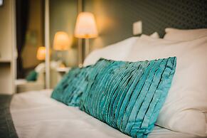 Angel House Aparthotel