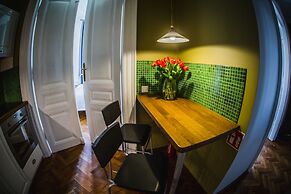 Angel House Aparthotel