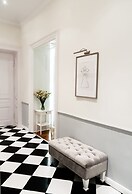 Angel House Aparthotel