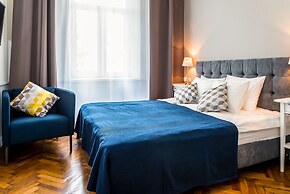 Angel House Aparthotel