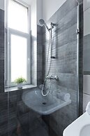 Angel House Aparthotel