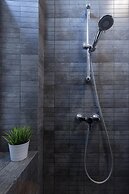 Angel House Aparthotel