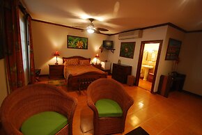 Hotel Casa Roland Golfito Resort